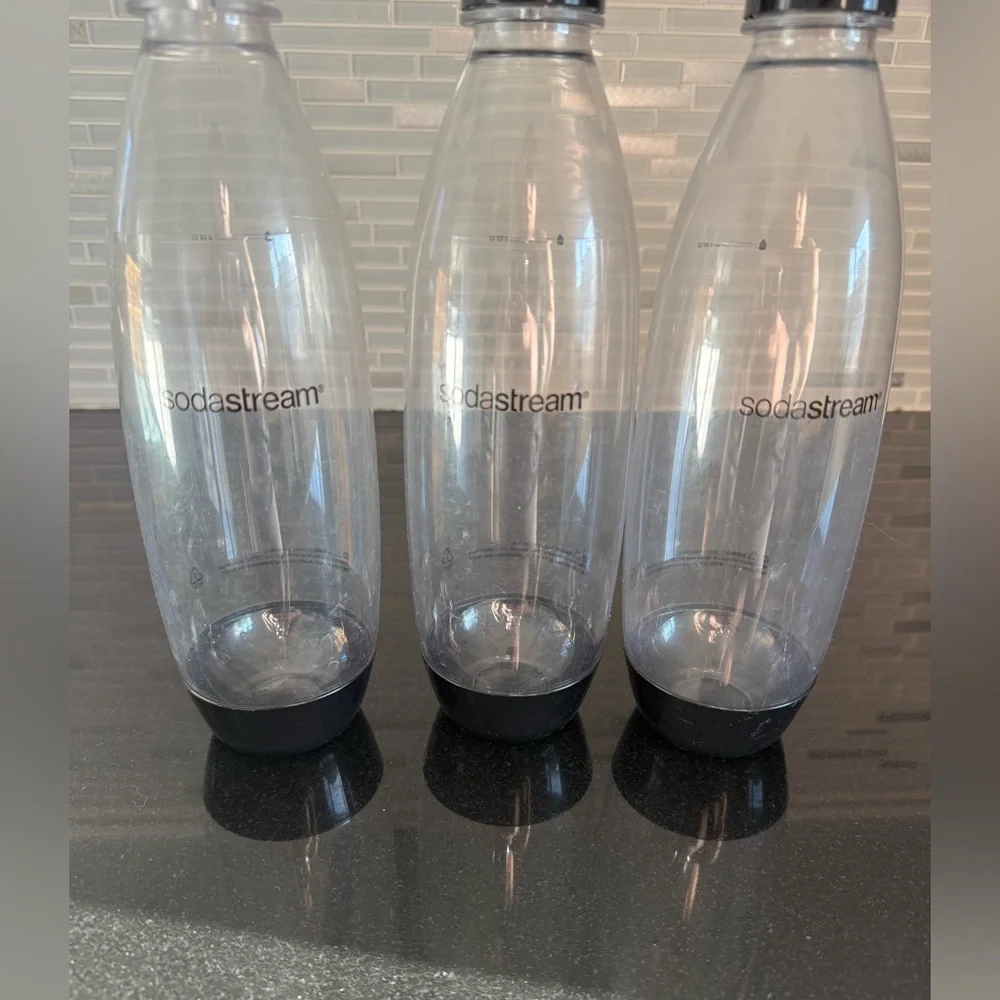 Sodastream black includes